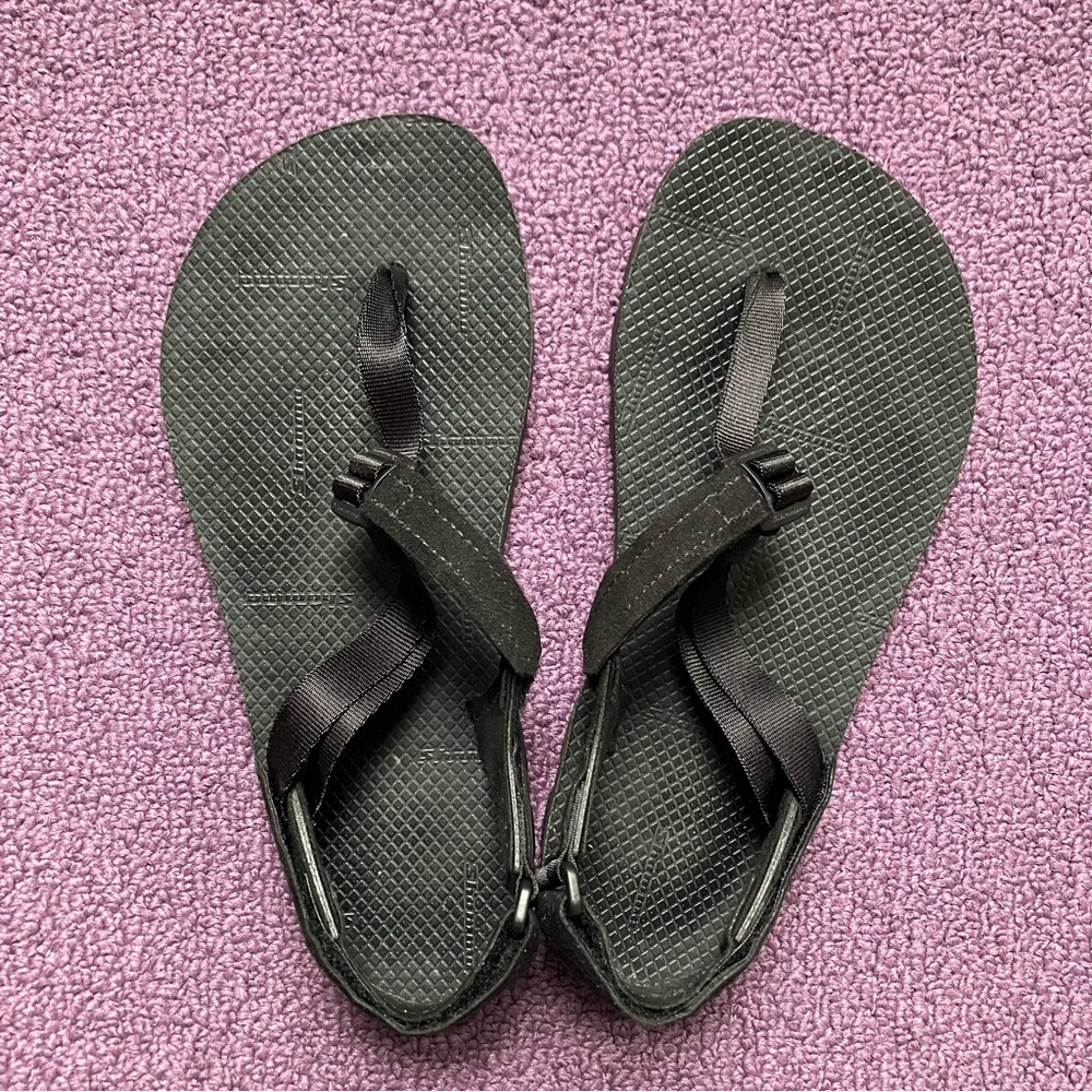 Shamma Barefoot Sandals Unisex Size 8.5